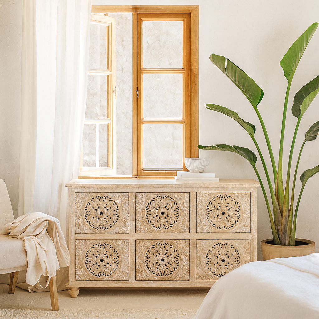 Hand-carved mango wood sideboard with Mediterranean drawer motifs and whitewashed finish; ideal carved sideboard or entryway table vintage, 150 × 90 × 40 cm.