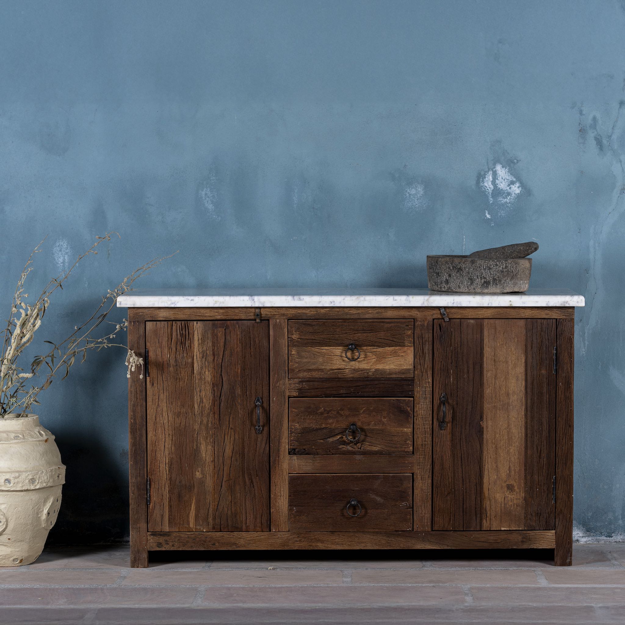Wabi sabi furniture driftwood sideboard with white marble top, minimalist Japandi cabinet with drawers and sliding surface, 125 × 35 × 75 cm.