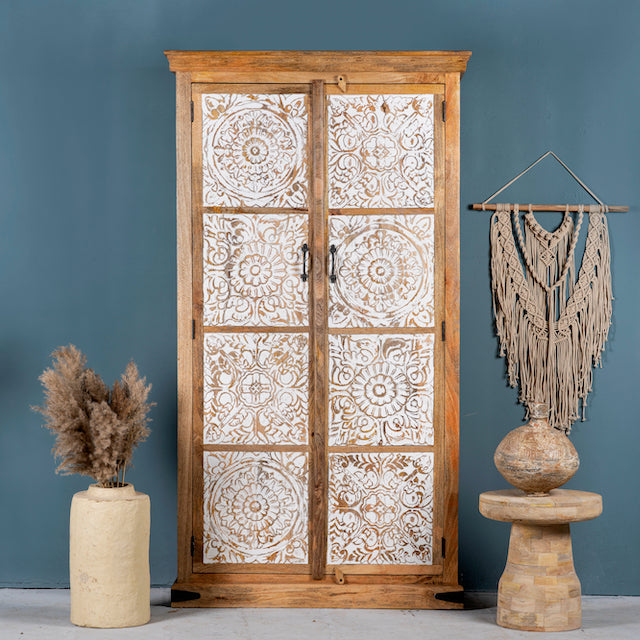 Mango wood wardrobe with whitewashed floral carvings, vintage furniture cabinet in carved wood, 190 × 105 × 42 cm.