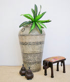 Vincent, vase with sanskrit details
