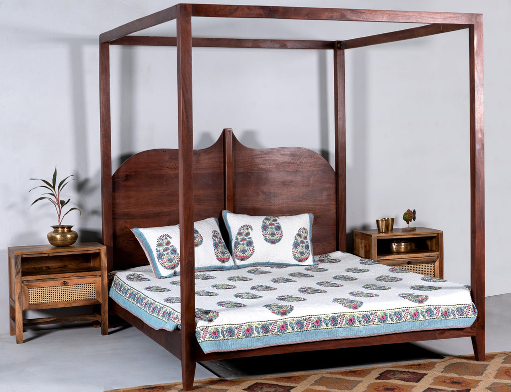Gadilam, set of 2 wooden bedside tables