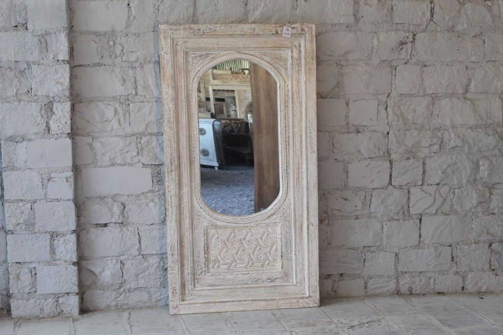 Kaichar white, antique wooden mirror