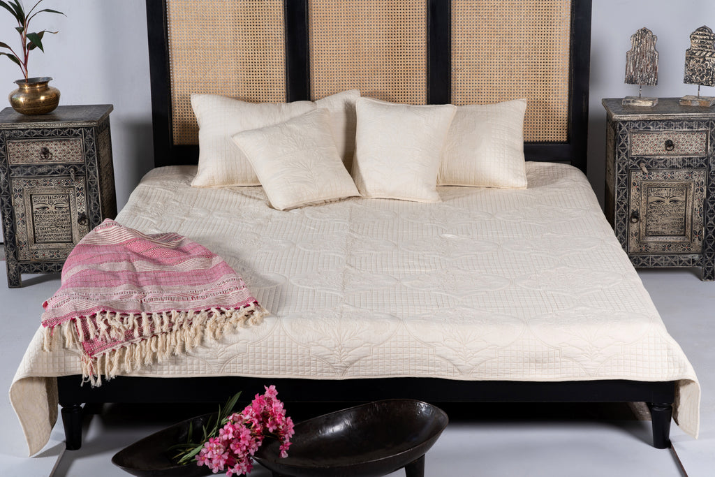 Govinh, indian-style bed frame