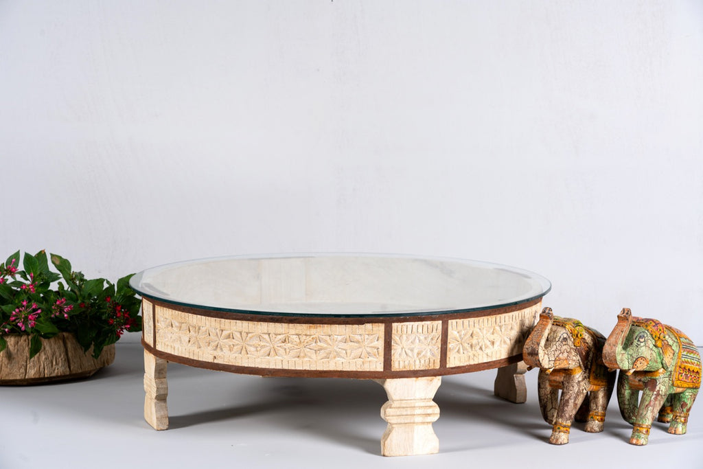 Kaaphee, indian-style coffee table 