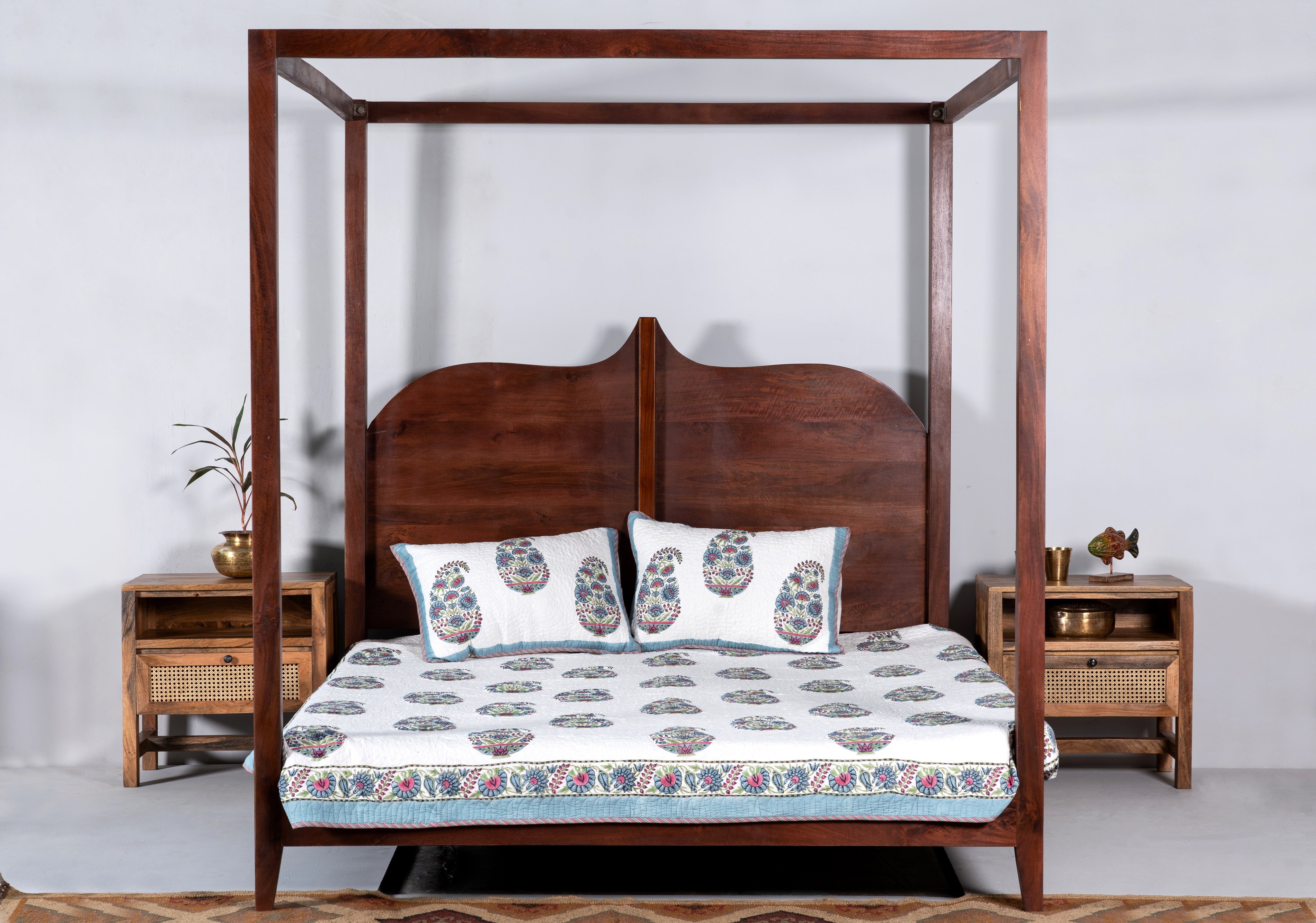 Mango wood bedside table with rattan insert, handcrafted rattan furniture; durable mango wood furniture, 60 × 60 × 40 cm.