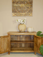 Flair, indian-style bedside table