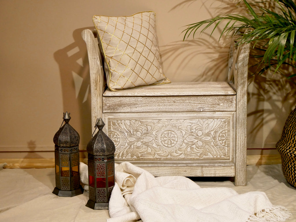 Amal, indian wooden single-seater with storage box